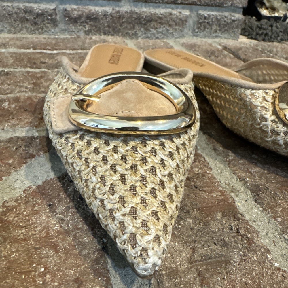 Steve Madden Women's Ira Raffia Mule Point Toe Size 8.5 Gold Buckle Detail #573 - Picture 2 of 16
